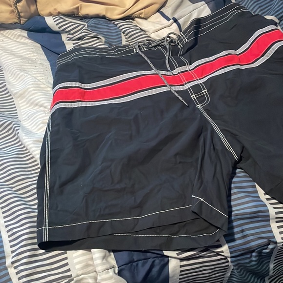 Men’s swimming trunks - Picture 3 of 7